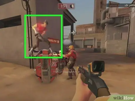 Обнаружение вражеских шпионов в Team Fortress 2 Шаг 5 Обнаружение вражеских шпионов в Team Fortress 2 Шаг 5