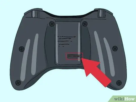 Откройте проводной геймпад Xbox 360 Шаг 3 Откройте проводной геймпад Xbox 360 Шаг 3