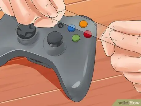 Откройте беспроводной геймпад Xbox 360, шаг 2 Откройте беспроводной геймпад Xbox 360, шаг 2
