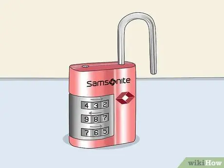 Установите замок Samsonite, шаг 4 Установите замок Samsonite, шаг 4