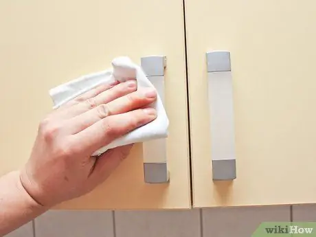 Чистые кухонные ручки, шаг 2 Чистые кухонные ручки, шаг 2
