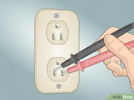 Подключите электрическую розетку Шаг 4