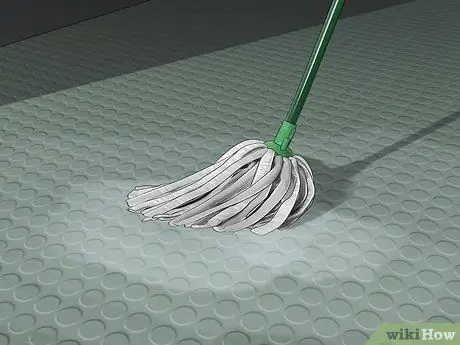 Очистите резиновое покрытие, шаг 3