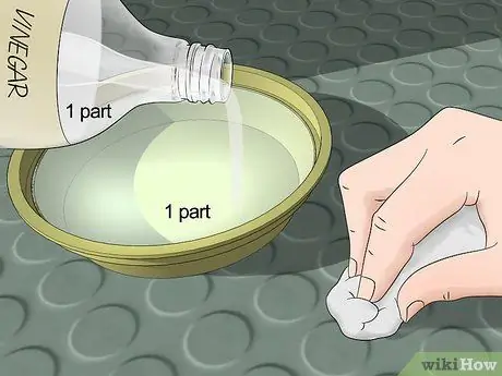 Очистите резиновое покрытие Шаг 7