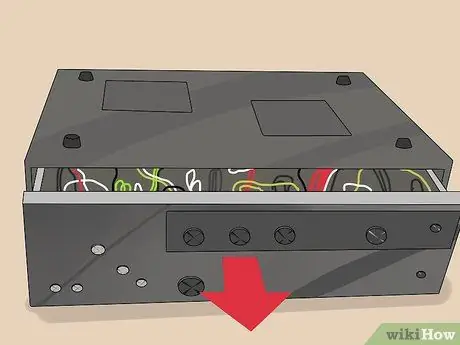 Нанесите Deoxit Step 2 Нанесите Deoxit Step 2