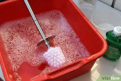 Очистите чистящие средства Шаг 4 Очистите чистящие средства Шаг 4