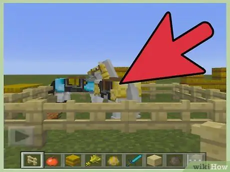 Тренируйте лошадь в Minecraft, шаг 2 Тренируйте лошадь в Minecraft, шаг 2
