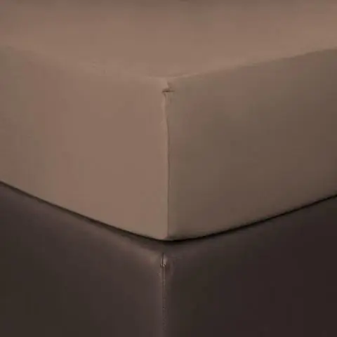 Приталенные простыни эластичны?