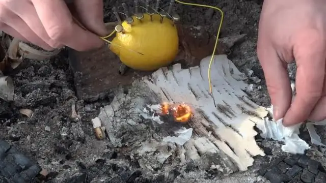 Как развести огонь с батареей на 9 вольт и металлической мочалкой?