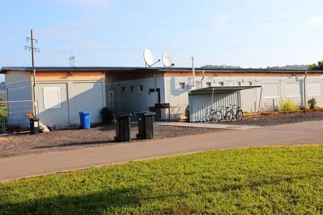 Сколько стоят лестницы из твердых пород дерева?