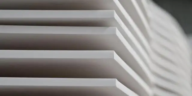 Насколько толстая твердая поверхность Corian?