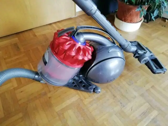 Что лучше пылесос Dyson или Shark?