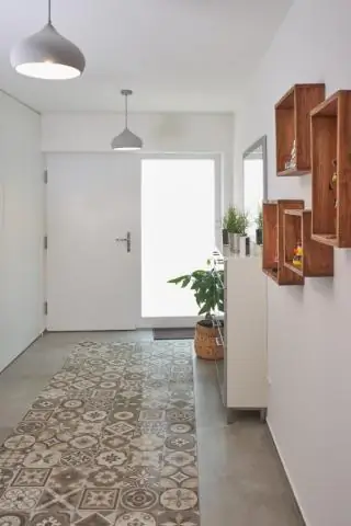 Как выложить плитку небольшую прихожую?