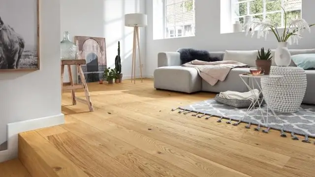 Какое напольное покрытие сочетается с кленовыми шкафами?
