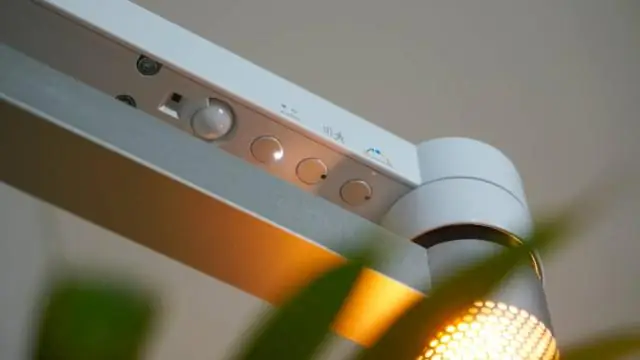 Сколько существует моделей Dyson v8?