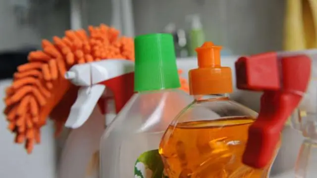 Как часто следует чистить шерстяные ковры?