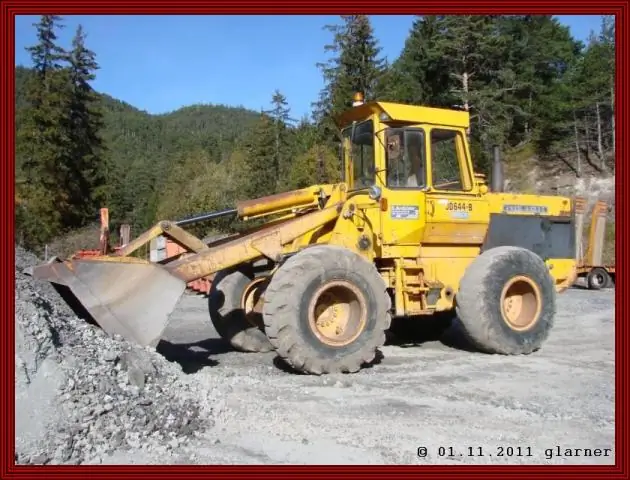 Какое масло подходит для John Deere d140?