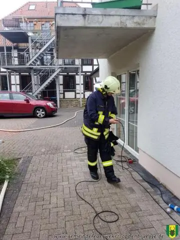 Как предотвратить растрескивание воды в подвальном этаже?