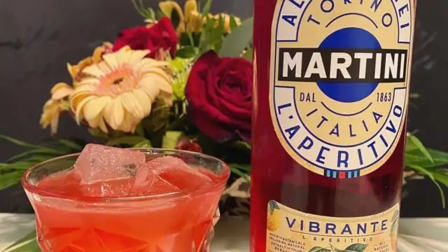 Как приучить помидоры к ставке?