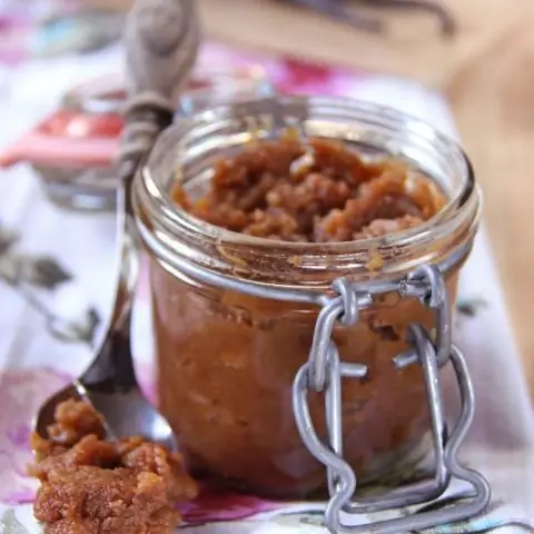 Как очистить очаг из голубого камня?