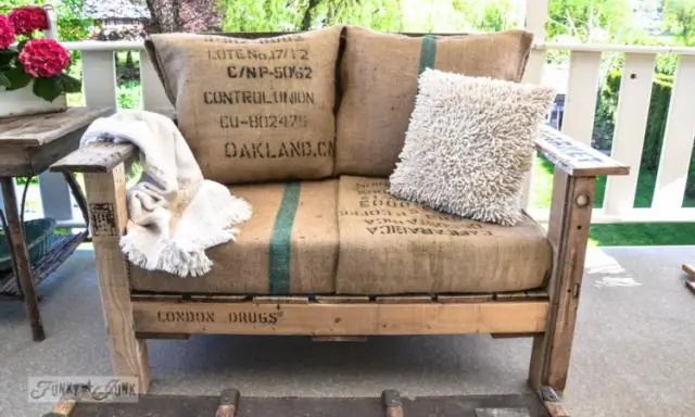 10 поделок из поддонов для вашей террасы